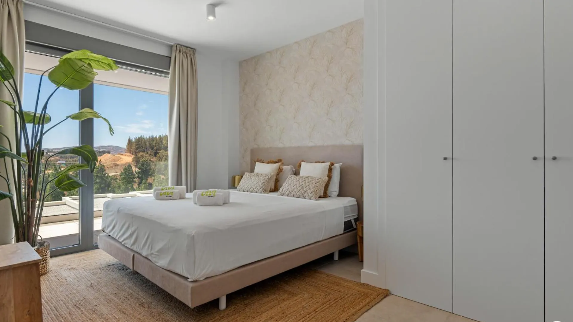 Vivi Homes - Marisol Pool, Sauna, Gym, Spa & Beach El Faro