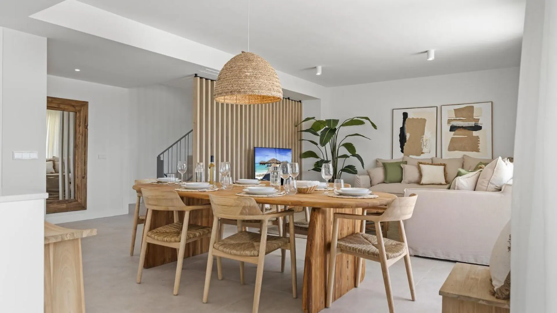 Vivi Homes - Marisol Pool, Sauna, Gym, Spa & Beach El Faro 0*,  Spain