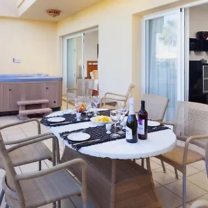  Apartment Malibu Mansions By The By Alfresco